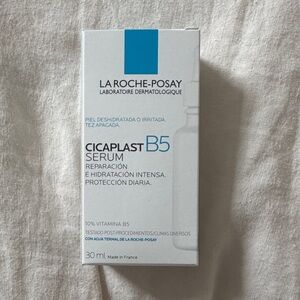 La Roche-Posay Cicaplast B5 Serum - White